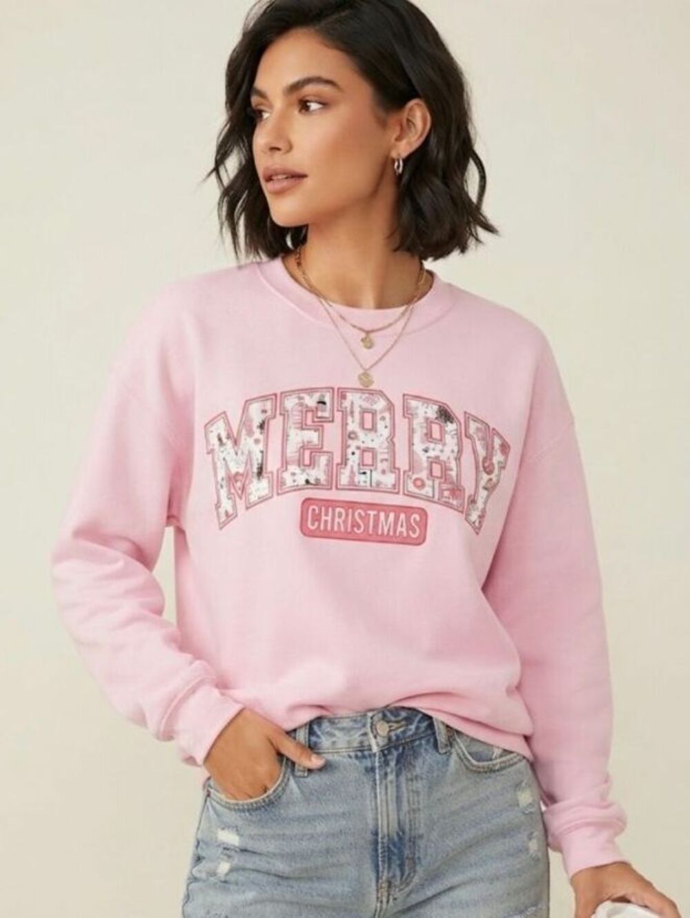pink merry Christmas word graphic with Xmas decor